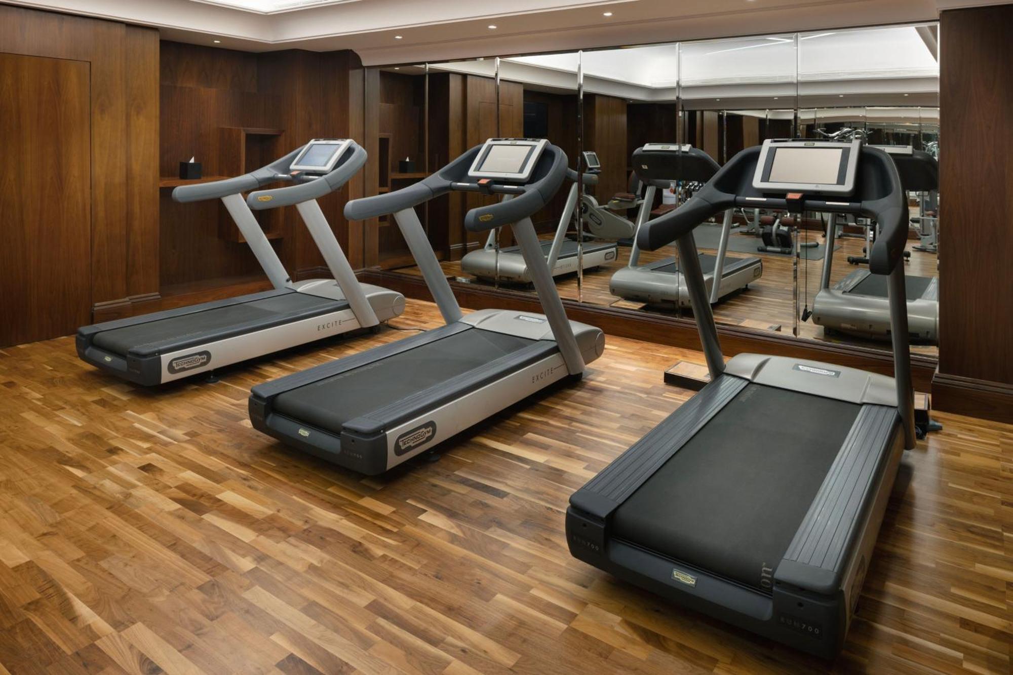 فندق شيراتون عمان مسقط المظهر الخارجي الصورة Treadmills