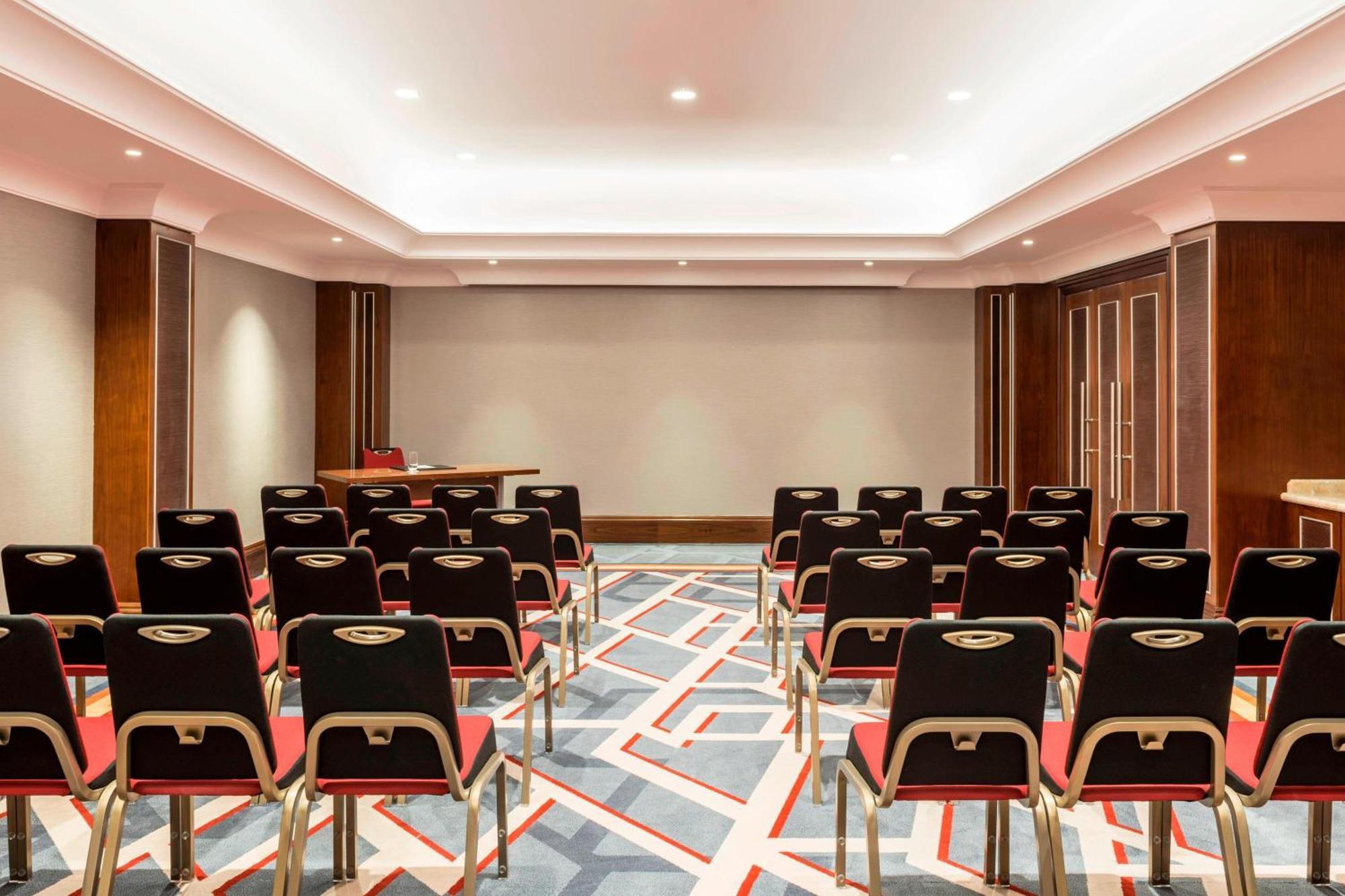 فندق شيراتون عمان مسقط المظهر الخارجي الصورة Meeting room